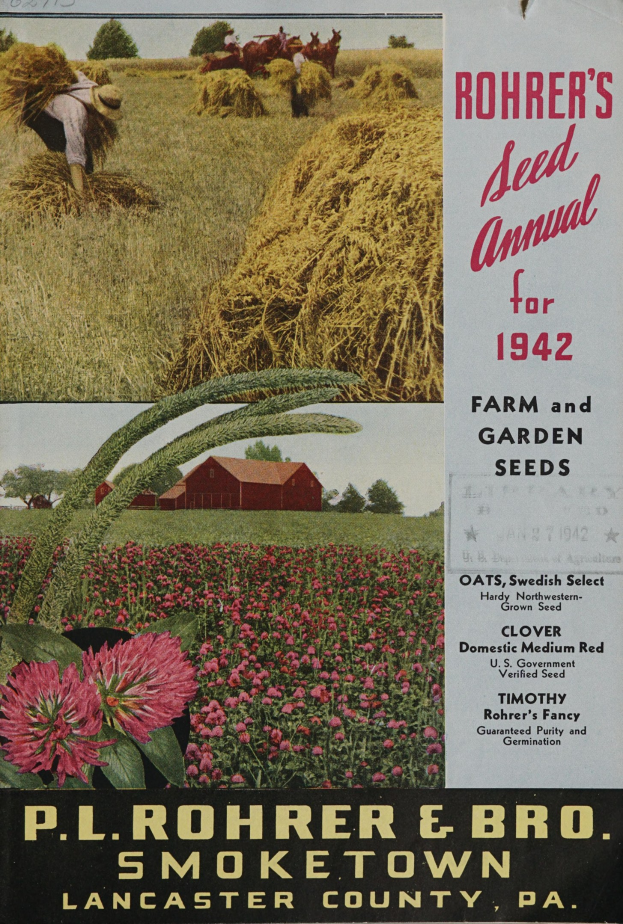 Ein Plakat für Rohrer's Saatgutjahrbuch 1942 mit einer bunten Auswahl an Blumen, Pflanzen, Gras, einer Person, einem Haus, Bäumen und einem klaren blauen Himmel mit Text über Farm- und Gartensamen.